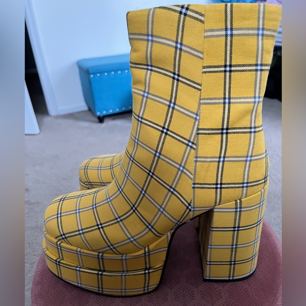 Steve Madden